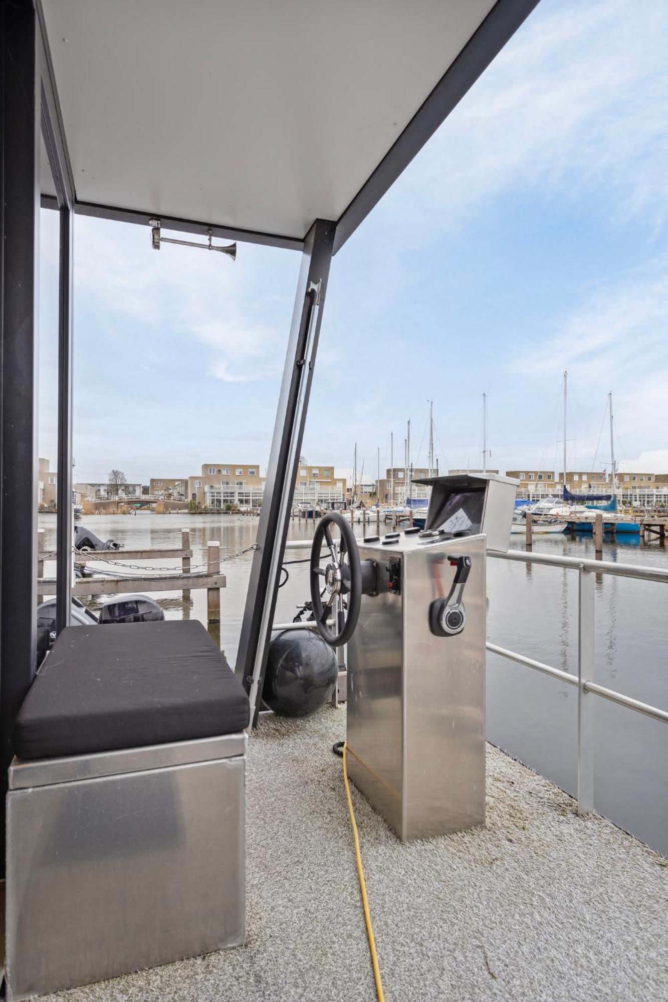 Luxurious Waterloft Near Beach And Centre By Weltevreden Experience Zeewolde Luaran gambar
