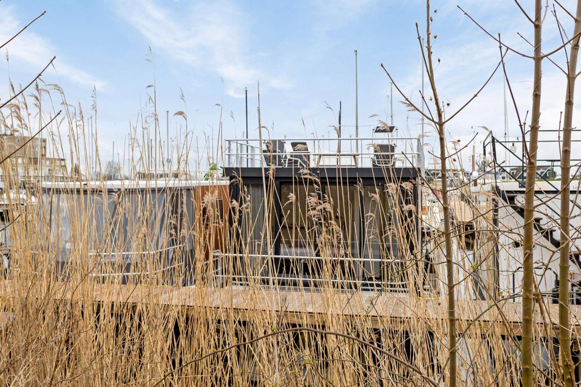 Luxurious Waterloft Near Beach And Centre By Weltevreden Experience Zeewolde Luaran gambar
