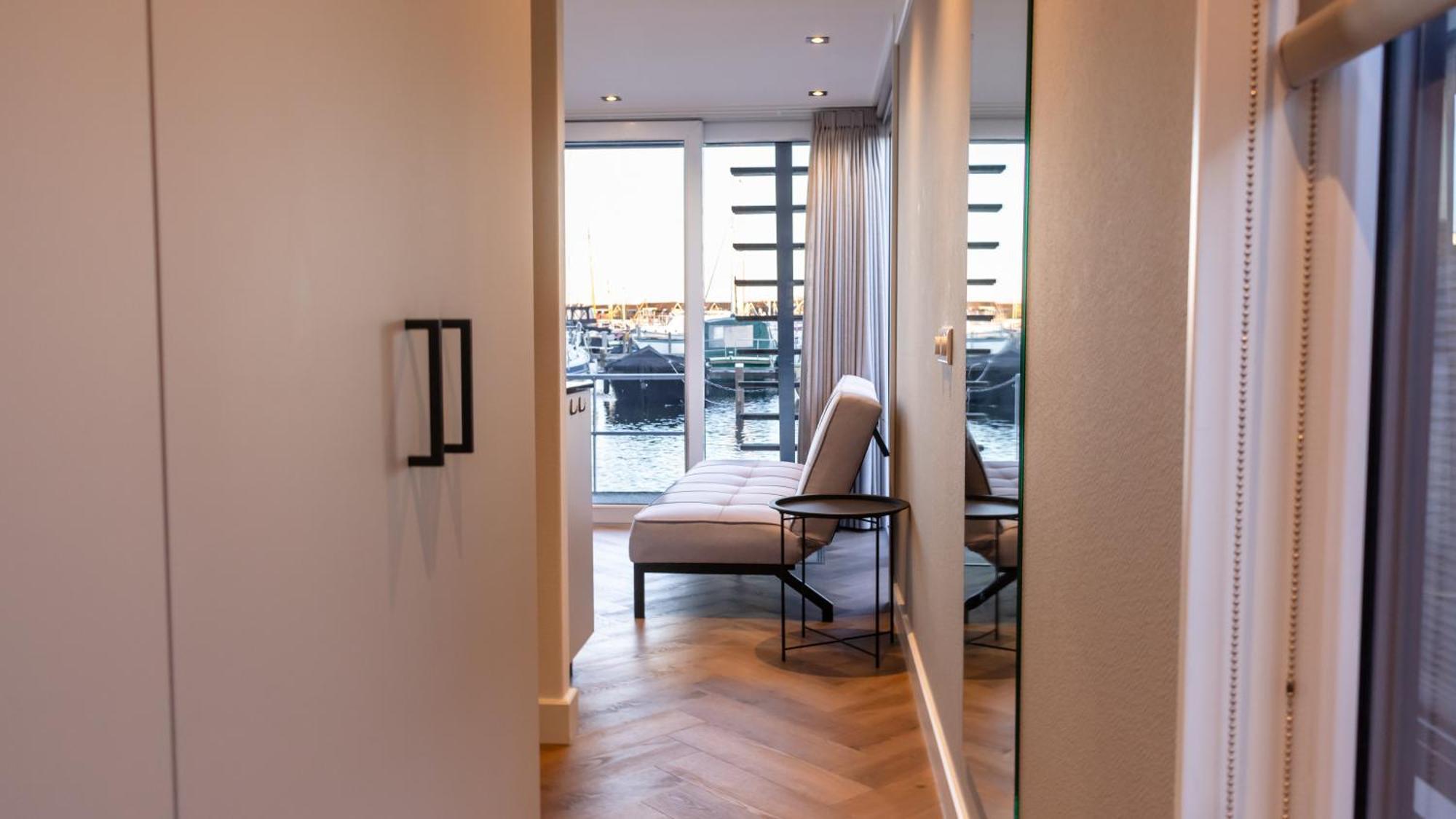 Luxurious Waterloft Near Beach And Centre By Weltevreden Experience Zeewolde Luaran gambar
